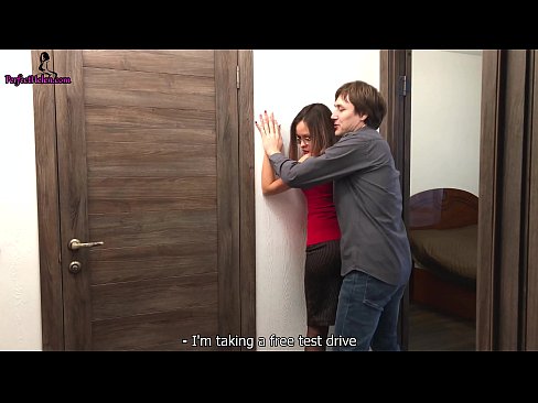 ❤️ Sexy Realtor sensually jerks his pussy and fucks while selling his apartment - Krempai ❌ ️❤